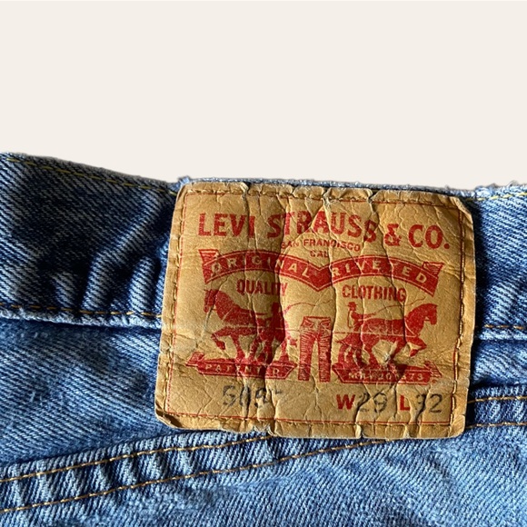 Levi’s 505 Jeans - Picture 3 of 4